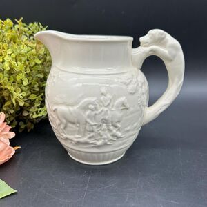 Wedgwood Dog Handle Pitcher Etruria & Barlaston Gloss White Fox Hunting Horses